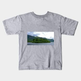 Derwentwater View IV Kids T-Shirt